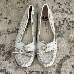 Michael Kors Cream and Gold Logo Loafers